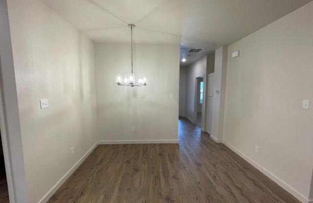10908 Aberdeen Avenue Gallery 4