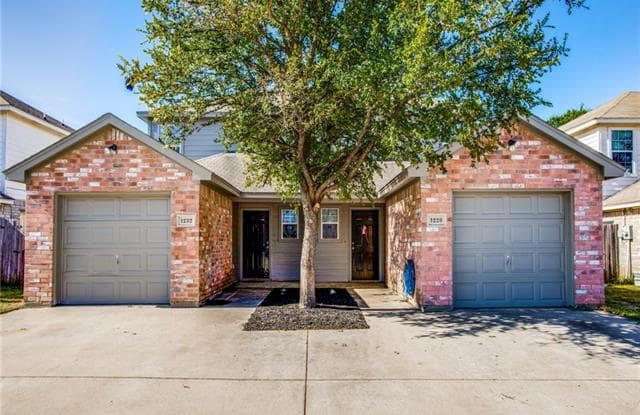 1228 Village Garden Drive - 1228 Village Garden Drive, Azle, TX 76020