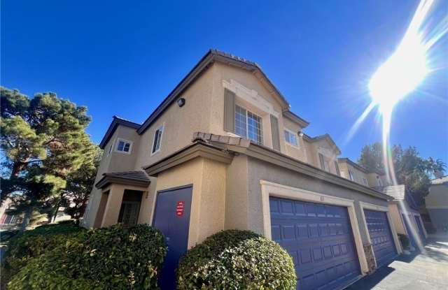 1604 Queen Victoria Street photos photos