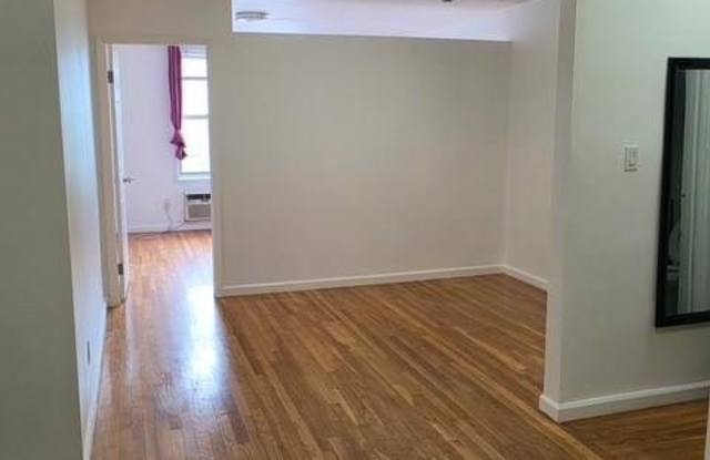 41-25 Kissena Blvd Gallery 3