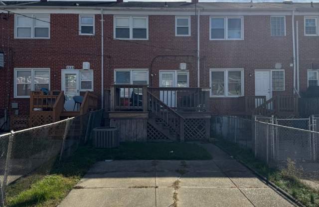 Charming 3BR Townhome in Middle River photos photos