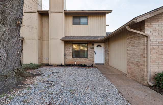 9605 Hefner Village Boulevard photos photos