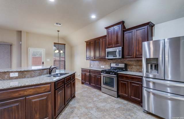 5038 Segovia Way Gallery 4