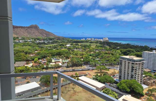 2600 Pualani Way Apt. 2604 Gallery 1
