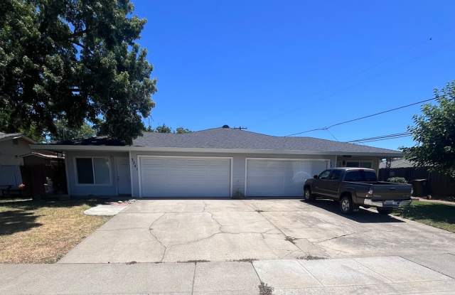 NICE UPDATED DUPLEX IN SACRAMENTO!! photos photos