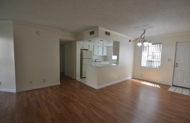 1880 North Congress Avenue #203 - 1 Gallery 2