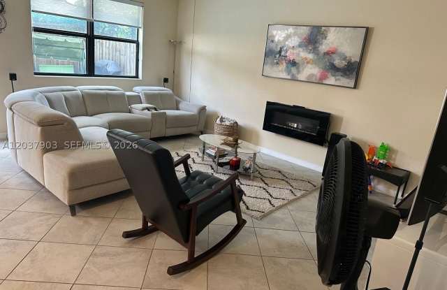 11770 SW 242nd Ter Gallery 3