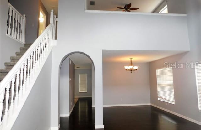 5624 ESSEX COURT Gallery 3