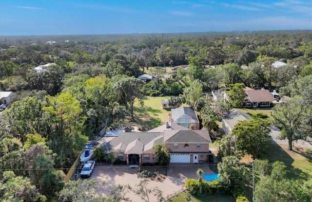690 PERCHERON CIRCLE photos photos