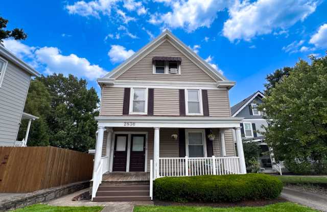 2836 Linwood Ave photos photos