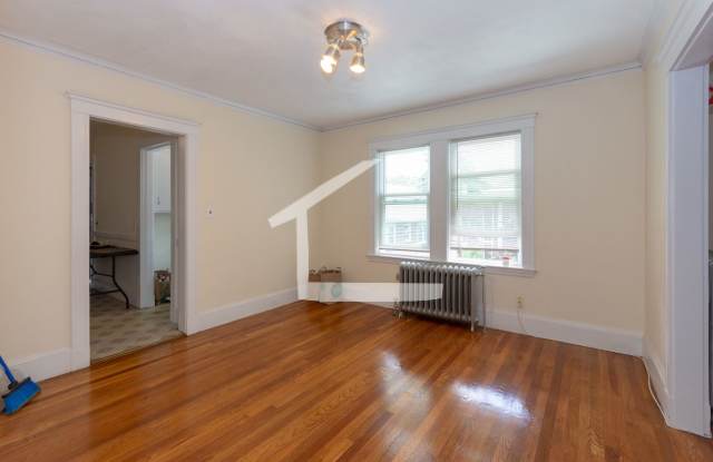 4-Bed Near BC | 2 Parking Spaces Included | 9/1/27 photos photos 4-Bed Near BC | 2 Parking Spaces Included | 9/1/27 photos photos