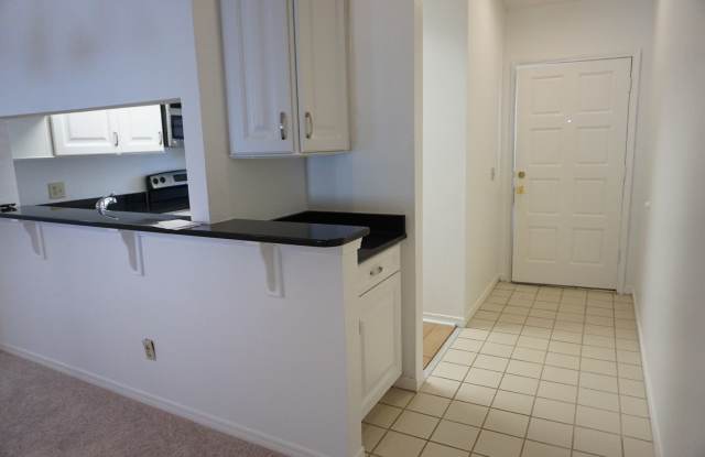 Great 2/2 end unit in Ponte Vedra Beach Gallery 3