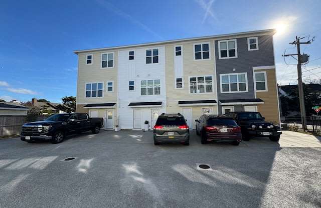 909 Baltic Avenue - 1 photos photos