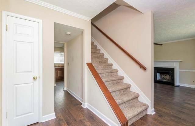 10335 Virginia Pine Lane Gallery 2