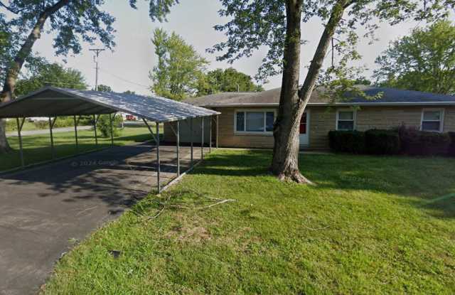 COMING SOON: 3 Bedroom / 1 Bathroom Home located at 2262 W Northgate Dr. in Columbus, IN photos photos