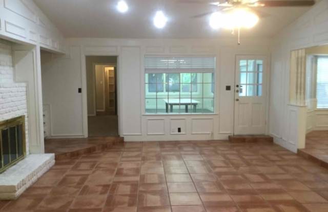 3102 Canongate Drive Gallery 3