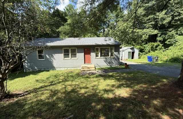 110 Logtown Road Gallery 2
