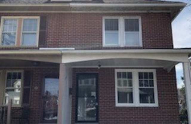 Semi-Detached Home In Marietta Borough! photos photos