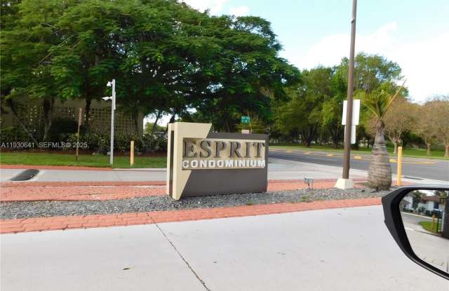 9688 SW 138th Ave - 9688 Southwest 138th Avenue, The Hammocks, FL 33186