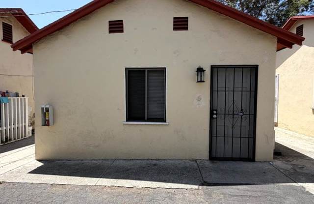139 N Rosemead Blvd Gallery 1