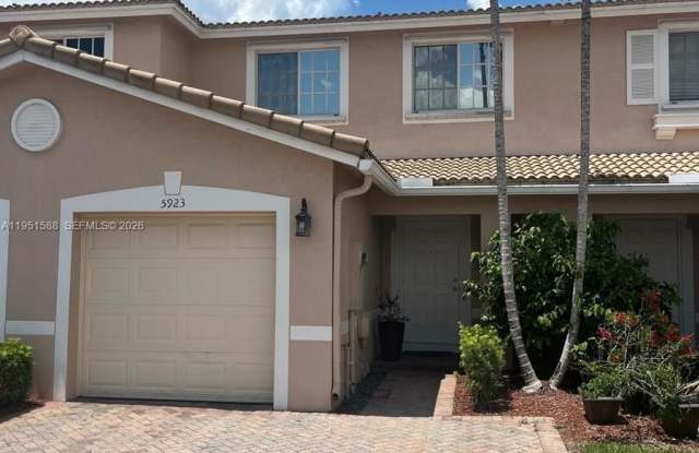 5923 E Abbey Rd photos photos