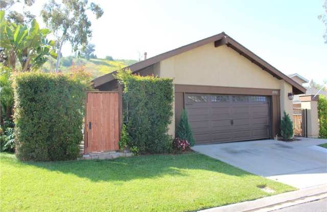29352 Applewood Court Gallery 3