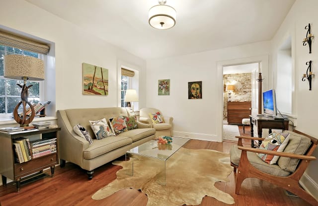 11 George Street - 11 George Street, Charleston, SC 29401