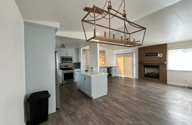 Gorgeous and Updated Nipomo Home Gallery 3