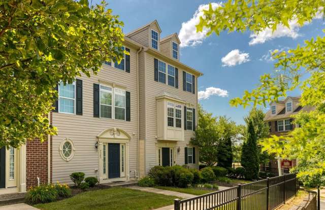 Luxury 4bd 2.5bth Garage Townhome for Rent in Owings Mills! photos photos