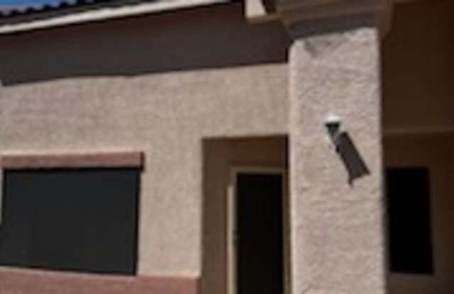 1535 North Pso La Tinaja - 1535 North Pso La Tinaja, Green Valley, AZ 85614