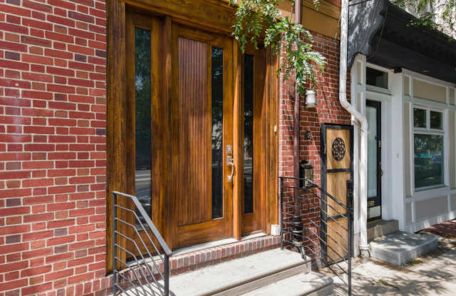 309 E GIRARD Avenue Gallery 3