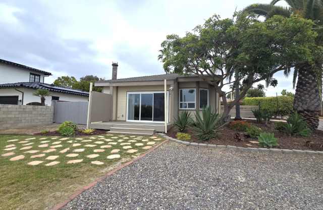 Lovely, 2Bd/2BA Single Story House: Large Lot with Ocean/Sunset Views! - 603 Camino De Orchidia, Encinitas, CA 92024