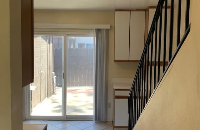 Cozy 2 Bed 1 Bath Home For Rent photos photos