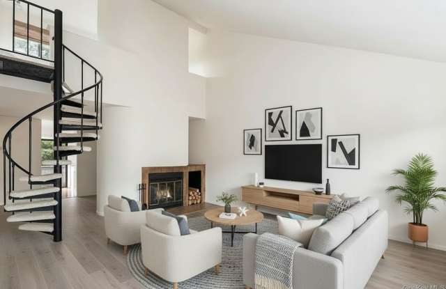 71 Fox Run - 71 Fox Run, Westchester County, NY 10590