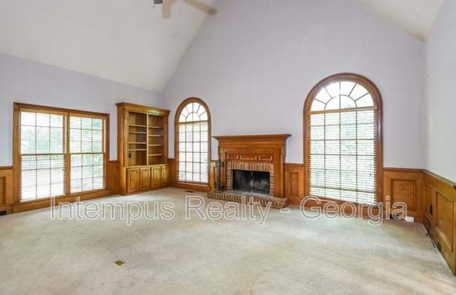 330 Banyon Brook Pt Gallery 2