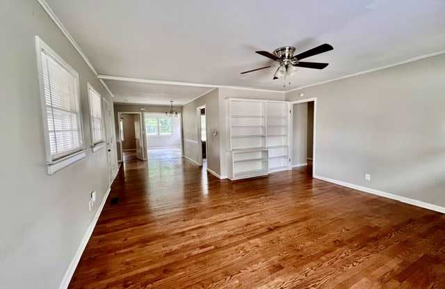 1642 Oakland Avenue Gallery 2