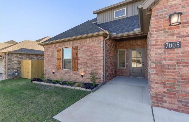 7005 SW High Meadow Boulevard Gallery 4