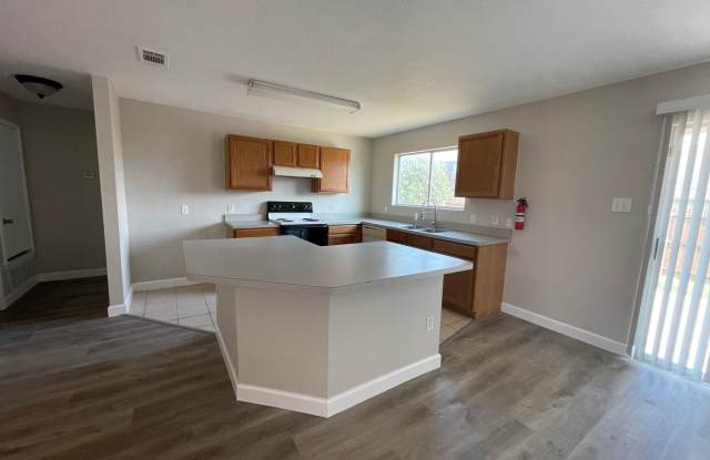 531 Cantebury Park Lane photos photos