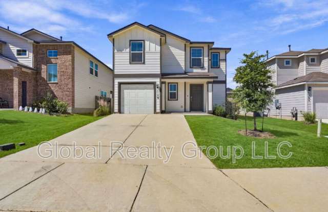 1159 Pacific Monarch Gallery 1