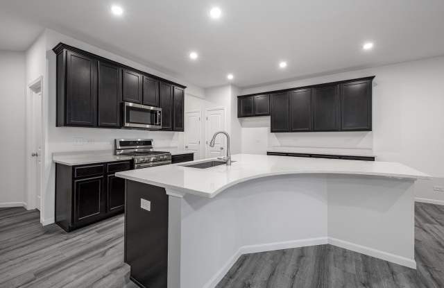 535 Watercress Drive Gallery 4