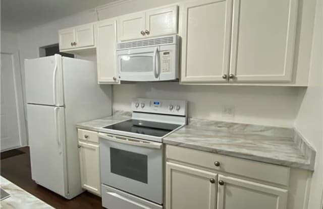 2746 Winona DR - 2746 Winona Dr, North Fort Myers, FL 33917