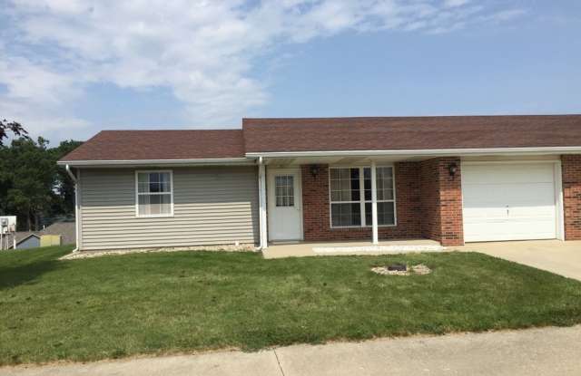 New Listing in Albion, Indiana! - 713 West Main Street, Albion, IN 46701
