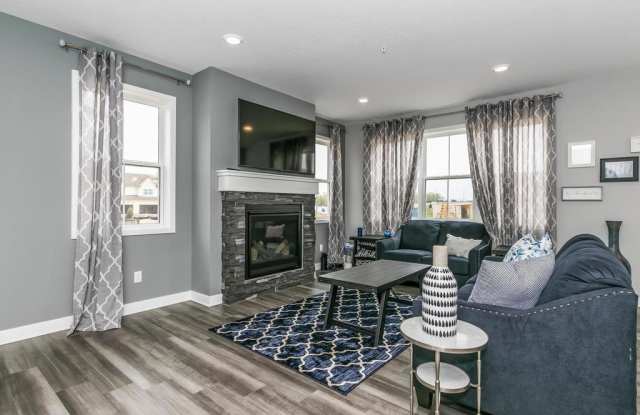 18361 Gladden Lane Gallery 2