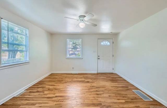 5424 Saulsbury Court Gallery 4