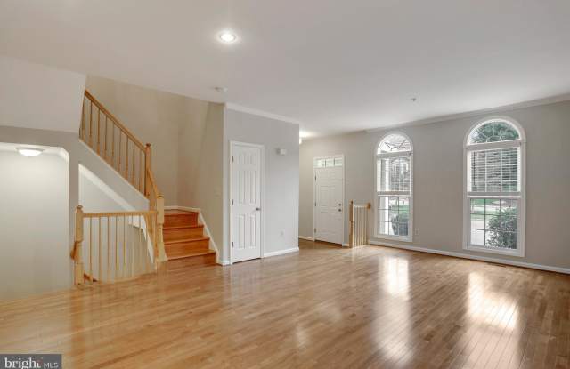 10 BLUE HOSTA WAY Gallery 3