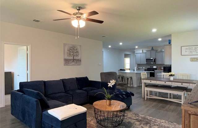 210 Calico Lane Gallery 2