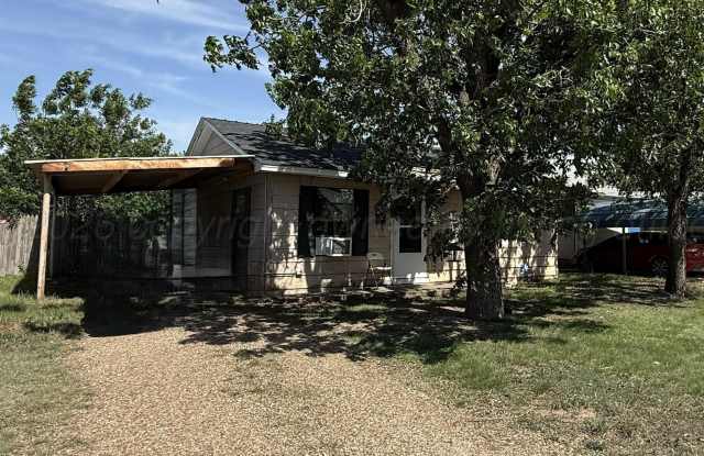 1033 S Farley St photos photos