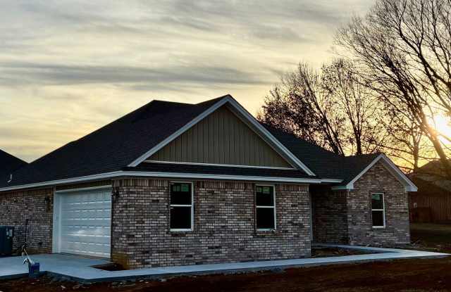 Brand New Construction in Quiet Searcy Neighborhood - 1099 Fuller Lane, Searcy, AR 72143 Brand New Construction in Quiet Searcy Neighborhood - 1099 Fuller Lane, Searcy, AR 72143