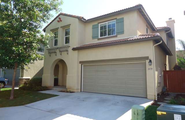 GORGEOUS TWO STORY HOME IN GRANITE HILLS 4 BR, 2.5 BA, 2 CAR GAR - 1459 Caracara Circle, El Cajon, CA 92019