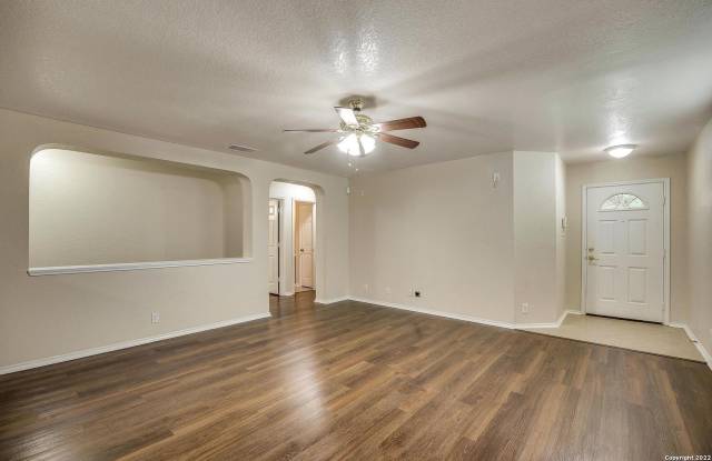 11143 Baffin Oaks Gallery 4